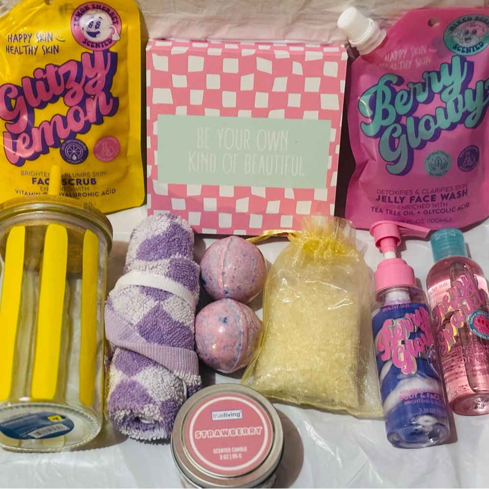 Berry Gloopy Face Wash and Grizzly Lemon Scrub Set